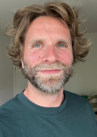 Comédien Yann