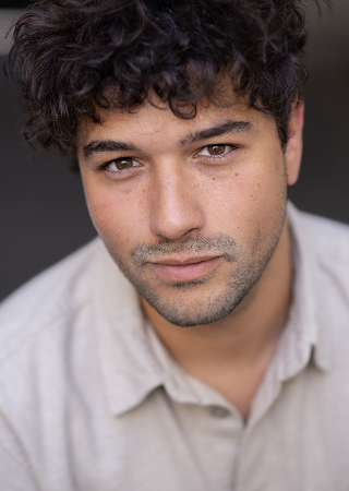 Comédien Yannis